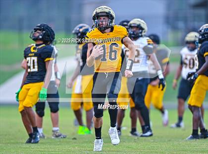Thumbnail 3 in Montgomery Central vs Forest Hills (Scrimmage) photogallery.