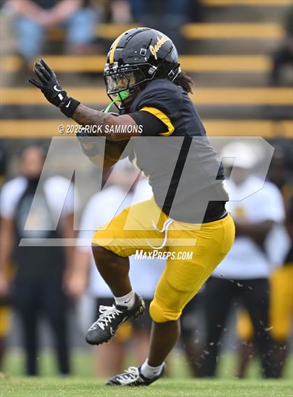 Thumbnail 2 in Montgomery Central vs Forest Hills (Scrimmage) photogallery.