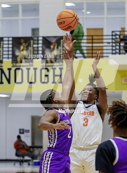 Thumbnail 2 in Upson-Lee vs. Mundy's Mill (Chuck Miller Classic) photogallery.