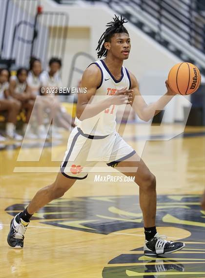 Thumbnail 1 in Upson-Lee vs. Mundy's Mill (Chuck Miller Classic) photogallery.