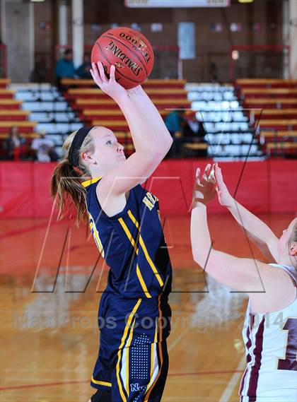 Thumbnail 3 in Hays vs. Wichita Northwest (Mid America Classic 2nd Round) photogallery.