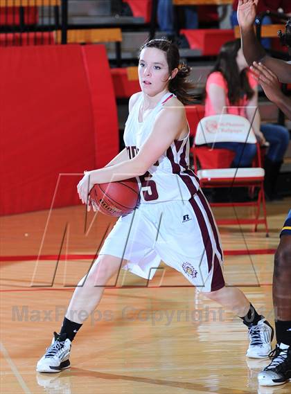 Thumbnail 1 in Hays vs. Wichita Northwest (Mid America Classic 2nd Round) photogallery.