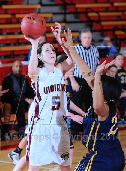 Thumbnail 3 in Hays vs. Wichita Northwest (Mid America Classic 2nd Round) photogallery.