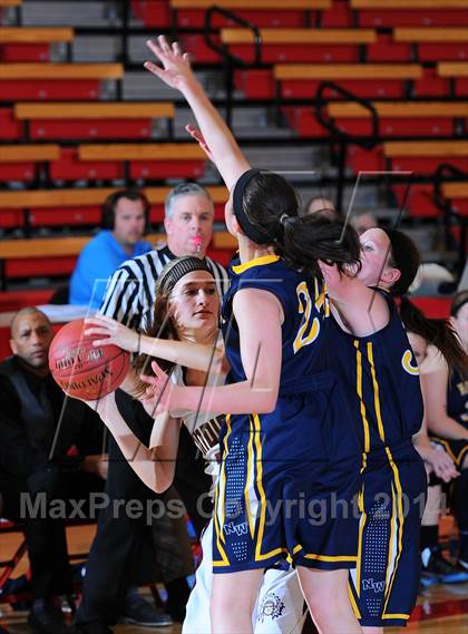 Thumbnail 1 in Hays vs. Wichita Northwest (Mid America Classic 2nd Round) photogallery.