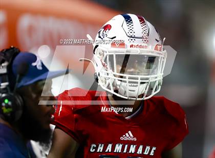 Thumbnail 3 in St. John's @ Chaminade-Madonna photogallery.