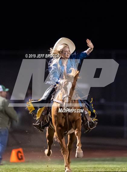 Thumbnail 1 in Simi Valley @ Nordhoff photogallery.
