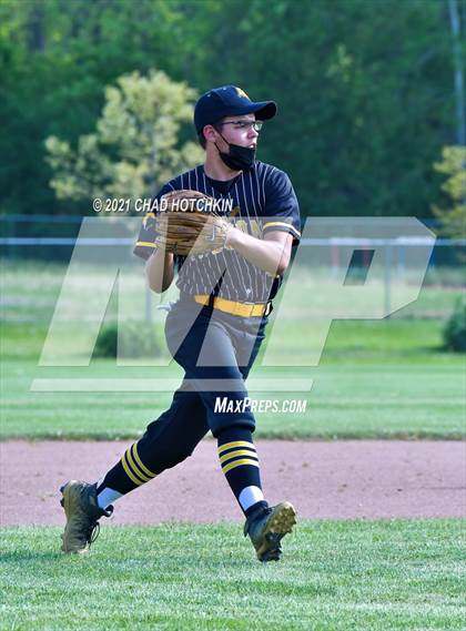 Thumbnail 3 in Red Jacket vs South Seneca photogallery.