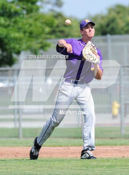 Thumbnail 3 in Escalon @ Gregori photogallery.