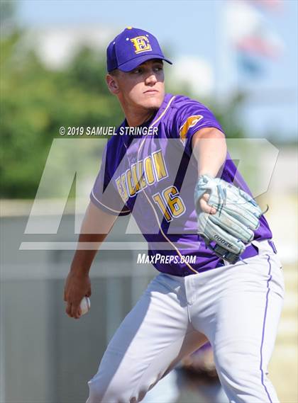 Thumbnail 1 in Escalon @ Gregori photogallery.