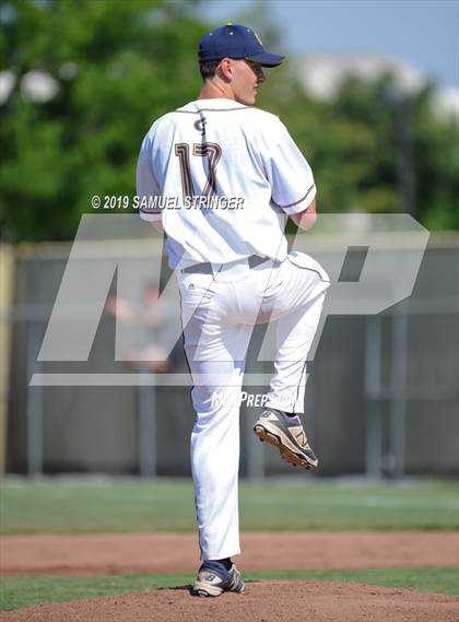 Thumbnail 1 in Escalon @ Gregori photogallery.
