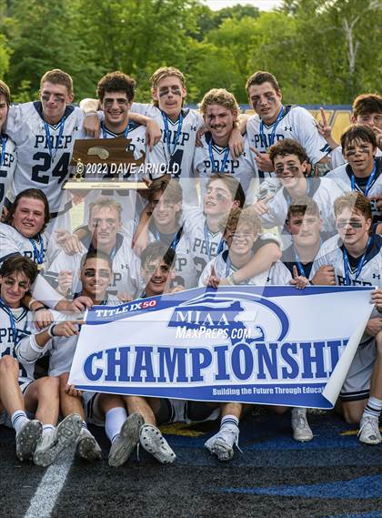 Thumbnail 3 in Boston College High vs. St. John's Prep (MIAA Division 1 State Final) photogallery.