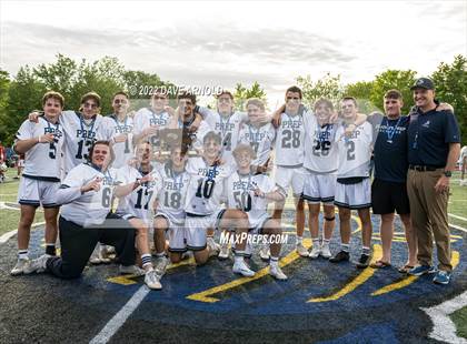 Thumbnail 3 in Boston College High vs. St. John's Prep (MIAA Division 1 State Final) photogallery.
