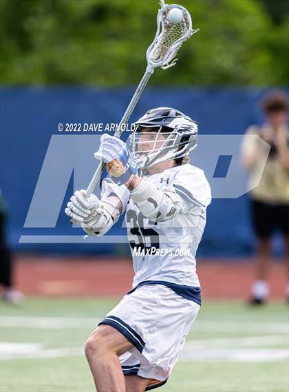 Thumbnail 3 in Boston College High vs. St. John's Prep (MIAA Division 1 State Final) photogallery.