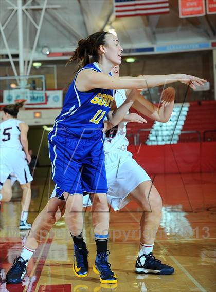 Thumbnail 3 in Manhattan vs. Olathe South (Mid America Classic) photogallery.
