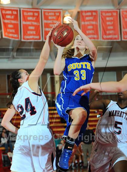 Thumbnail 3 in Manhattan vs. Olathe South (Mid America Classic) photogallery.