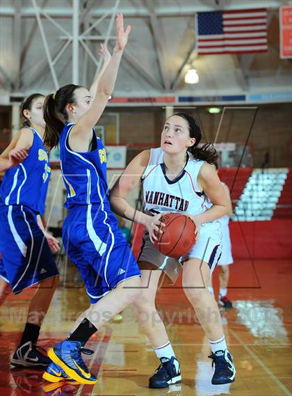 Thumbnail 1 in Manhattan vs. Olathe South (Mid America Classic) photogallery.