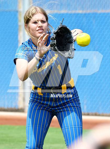 Thumbnail 3 in Oasis Academy vs Pahranagat Valley (NIAA 1A State Playoffs) photogallery.