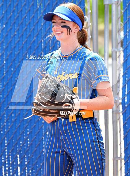 Thumbnail 3 in Oasis Academy vs Pahranagat Valley (NIAA 1A State Playoffs) photogallery.