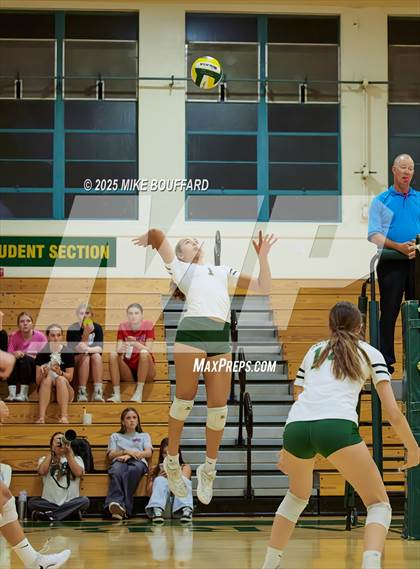 Thumbnail 2 in Santa Barbara vs Paraclete (CIF-SS D5 Round 1) photogallery.