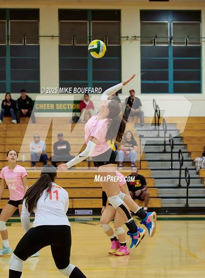 Thumbnail 3 in Santa Barbara vs Paraclete (CIF-SS D5 Round 1) photogallery.