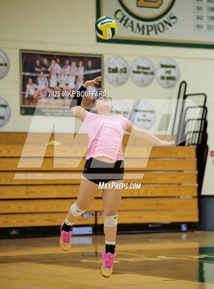 Thumbnail 2 in Santa Barbara vs Paraclete (CIF-SS D5 Round 1) photogallery.