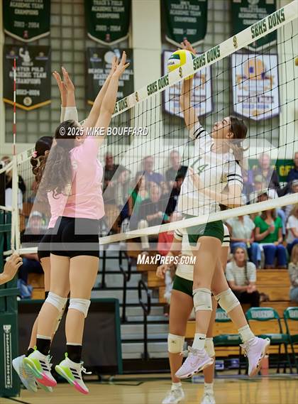 Thumbnail 1 in Santa Barbara vs Paraclete (CIF-SS D5 Round 1) photogallery.