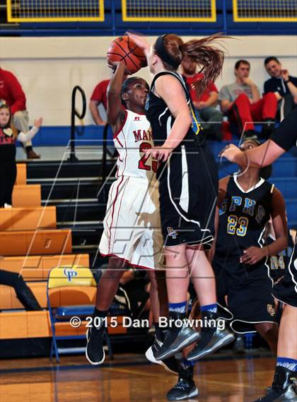 Thumbnail 3 in DuPont Manual vs. Gatlinburg-Pittman  (Smoky Mountain Classic Christmas Tournament) photogallery.