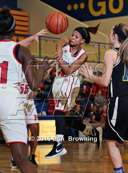 Thumbnail 2 in DuPont Manual vs. Gatlinburg-Pittman  (Smoky Mountain Classic Christmas Tournament) photogallery.
