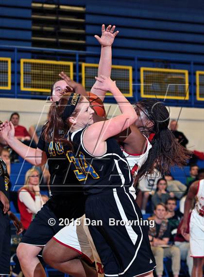 Thumbnail 3 in DuPont Manual vs. Gatlinburg-Pittman  (Smoky Mountain Classic Christmas Tournament) photogallery.