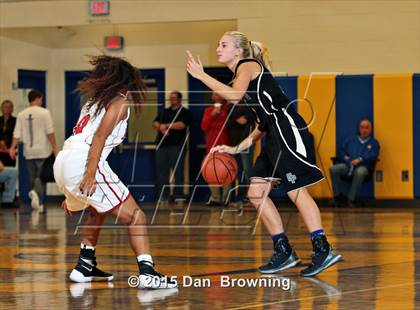 Thumbnail 2 in DuPont Manual vs. Gatlinburg-Pittman  (Smoky Mountain Classic Christmas Tournament) photogallery.