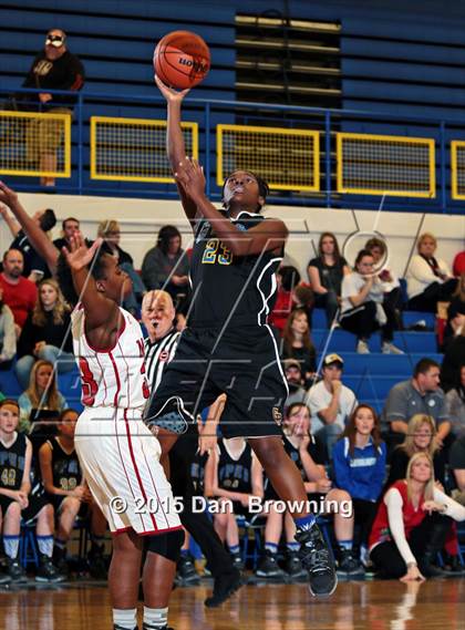Thumbnail 3 in DuPont Manual vs. Gatlinburg-Pittman  (Smoky Mountain Classic Christmas Tournament) photogallery.