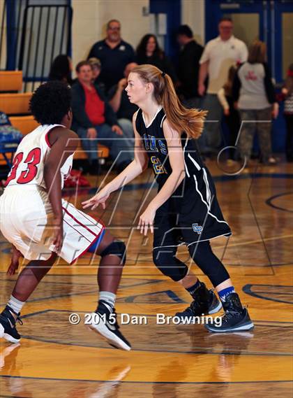 Thumbnail 1 in DuPont Manual vs. Gatlinburg-Pittman  (Smoky Mountain Classic Christmas Tournament) photogallery.