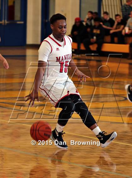 Thumbnail 2 in DuPont Manual vs. Gatlinburg-Pittman  (Smoky Mountain Classic Christmas Tournament) photogallery.