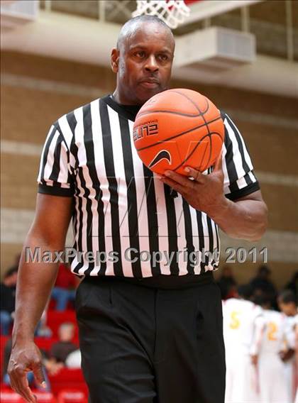 Thumbnail 1 in Fairfax vs. Hawthorne (Pacific Shores Tournament) photogallery.