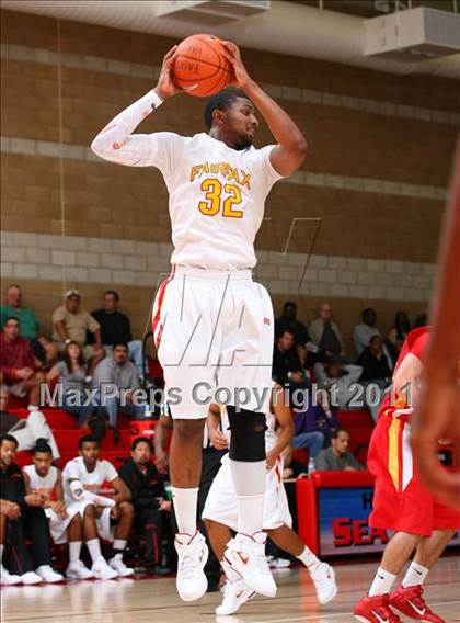Thumbnail 3 in Fairfax vs. Hawthorne (Pacific Shores Tournament) photogallery.