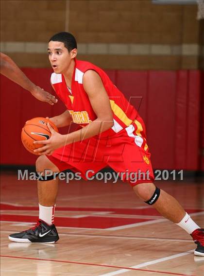 Thumbnail 3 in Fairfax vs. Hawthorne (Pacific Shores Tournament) photogallery.