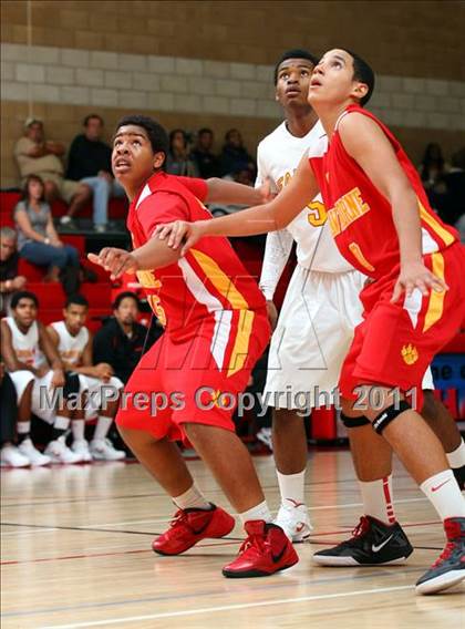 Thumbnail 3 in Fairfax vs. Hawthorne (Pacific Shores Tournament) photogallery.