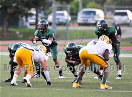Thumbnail 3 in Harrison vs. Cass Tech (Big Day VII Prep Showdown) photogallery.