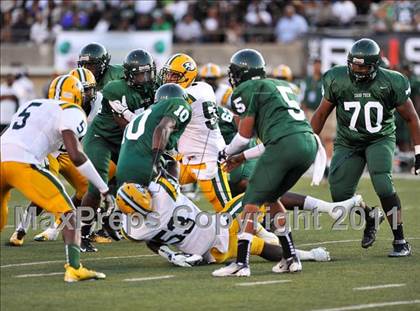 Thumbnail 3 in Harrison vs. Cass Tech (Big Day VII Prep Showdown) photogallery.
