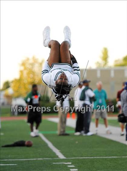 Thumbnail 3 in Harrison vs. Cass Tech (Big Day VII Prep Showdown) photogallery.