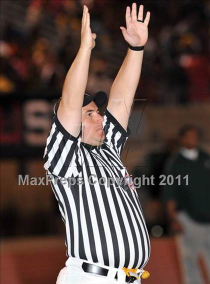 Thumbnail 2 in Harrison vs. Cass Tech (Big Day VII Prep Showdown) photogallery.