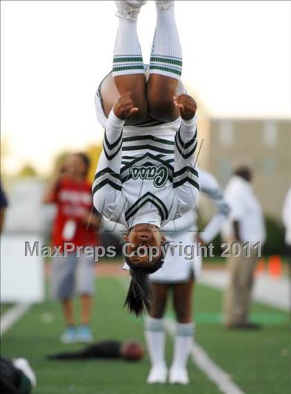Thumbnail 2 in Harrison vs. Cass Tech (Big Day VII Prep Showdown) photogallery.