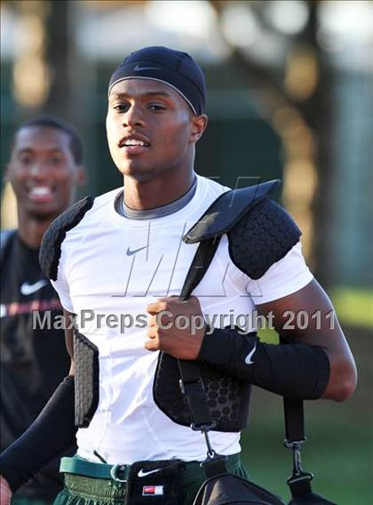 Thumbnail 2 in Harrison vs. Cass Tech (Big Day VII Prep Showdown) photogallery.
