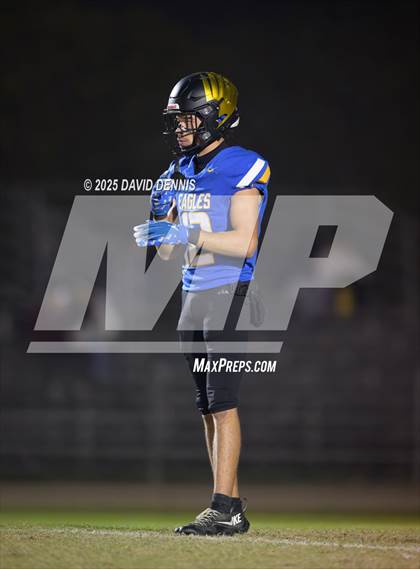 Thumbnail 2 in Bakersfield Christian vs La Habra (CIF SoCal Regional Div 2-AA) photogallery.