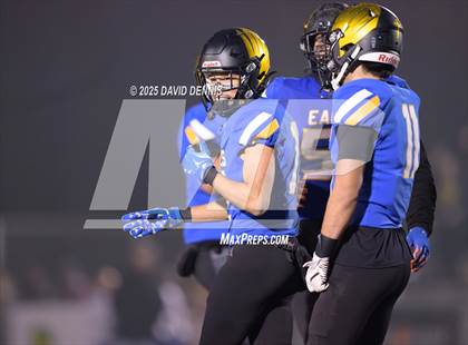 Thumbnail 2 in Bakersfield Christian vs La Habra (CIF SoCal Regional Div 2-AA) photogallery.