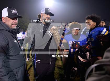 Thumbnail 2 in Bakersfield Christian vs La Habra (CIF SoCal Regional Div 2-AA) photogallery.