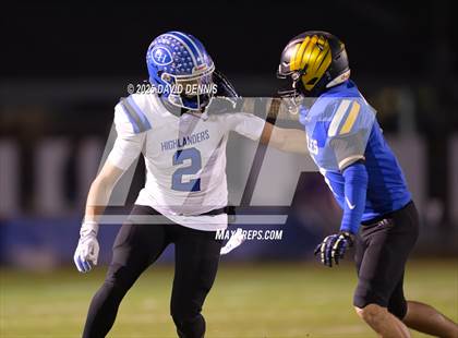 Thumbnail 2 in Bakersfield Christian vs La Habra (CIF SoCal Regional Div 2-AA) photogallery.