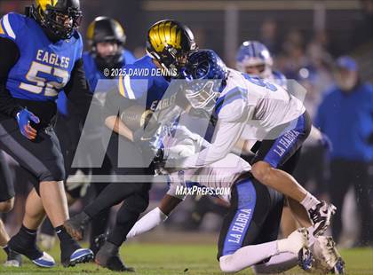 Thumbnail 2 in Bakersfield Christian vs La Habra (CIF SoCal Regional Div 2-AA) photogallery.