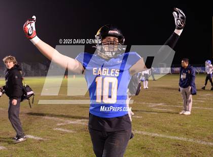 Thumbnail 3 in Bakersfield Christian vs La Habra (CIF SoCal Regional Div 2-AA) photogallery.