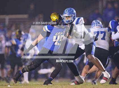 Thumbnail 2 in Bakersfield Christian vs La Habra (CIF SoCal Regional Div 2-AA) photogallery.